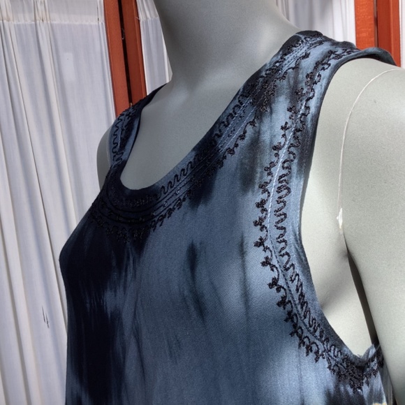 Embroidered Multi Color Sleeveless Dress Asymmetrical Hem Size M - Picture 8 of 12